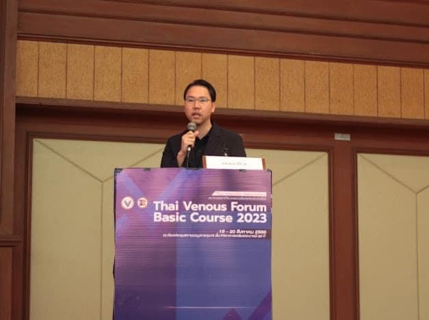 หมอธนาที่งาน thai venous forum basic course